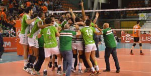 Club Voleibol Unicaja Almería Celebrando la Liga
