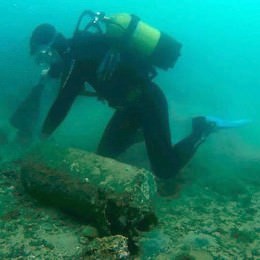 Limpieza de Fondos Marinos en la playa de La Herradura