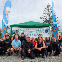 Limpieza de Fondos Marinos en la playa de La Herradura