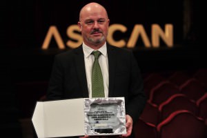 Unicaja, galardonada en los Premios ASECAN del Cine Andaluz 2016 por sus "Encuentros con Directores de Cine"