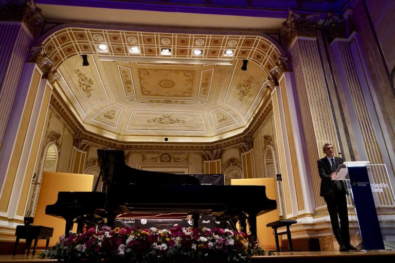 piano 5