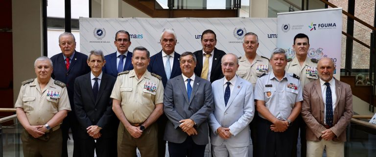 Clausurado el curso de verano ‘Ejército y sociedad: la fuerza de los valores’, que patrocina la Fundación Unicaja